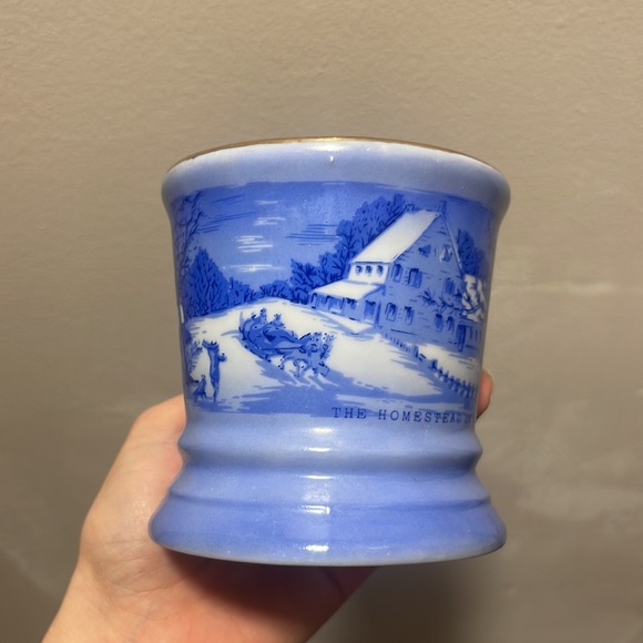 The Homestead in Winter Currier & Ives mug - Picture 4 of 8